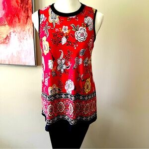 Floral Tunic Top! Size S